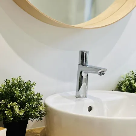 Le Petit Apartment Monampteuil